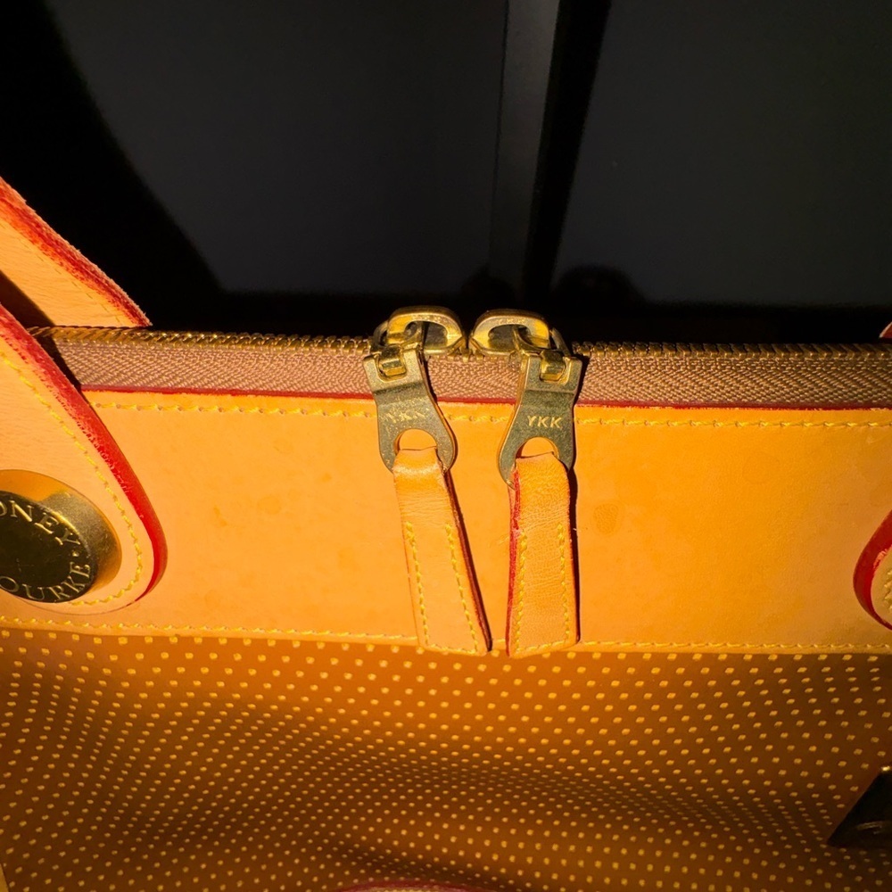 Dooney & Bourke Vintage East West Shoulder bag - Picture 11 of 12